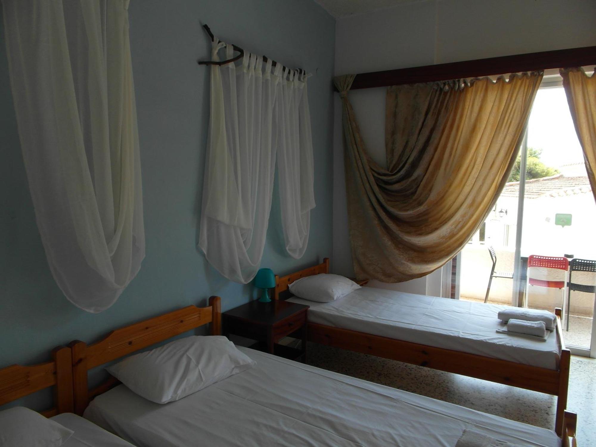 Eri Studios Agia Marina  Room photo