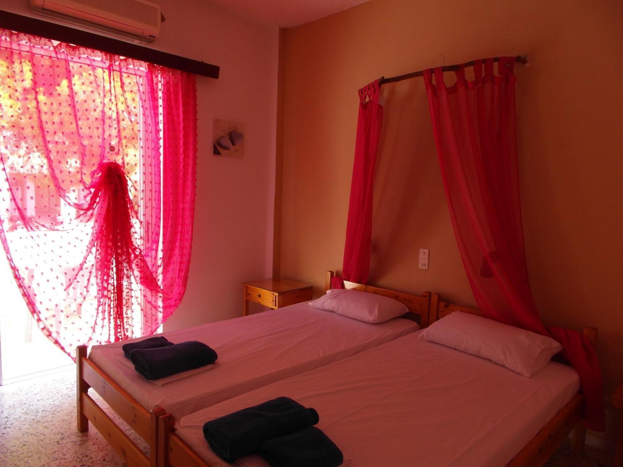 Eri Studios Agia Marina  Room photo