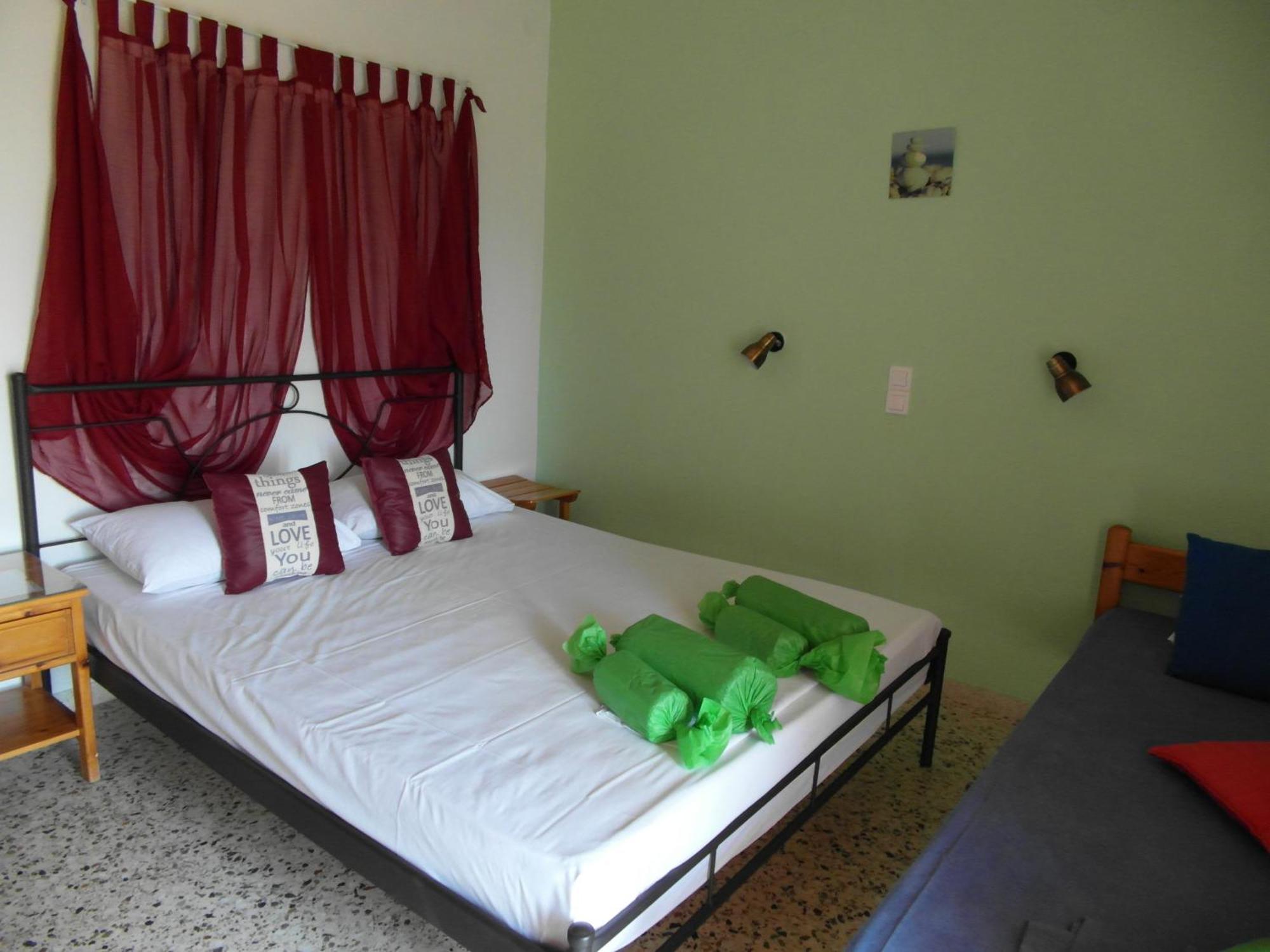 Eri Studios Agia Marina  Room photo