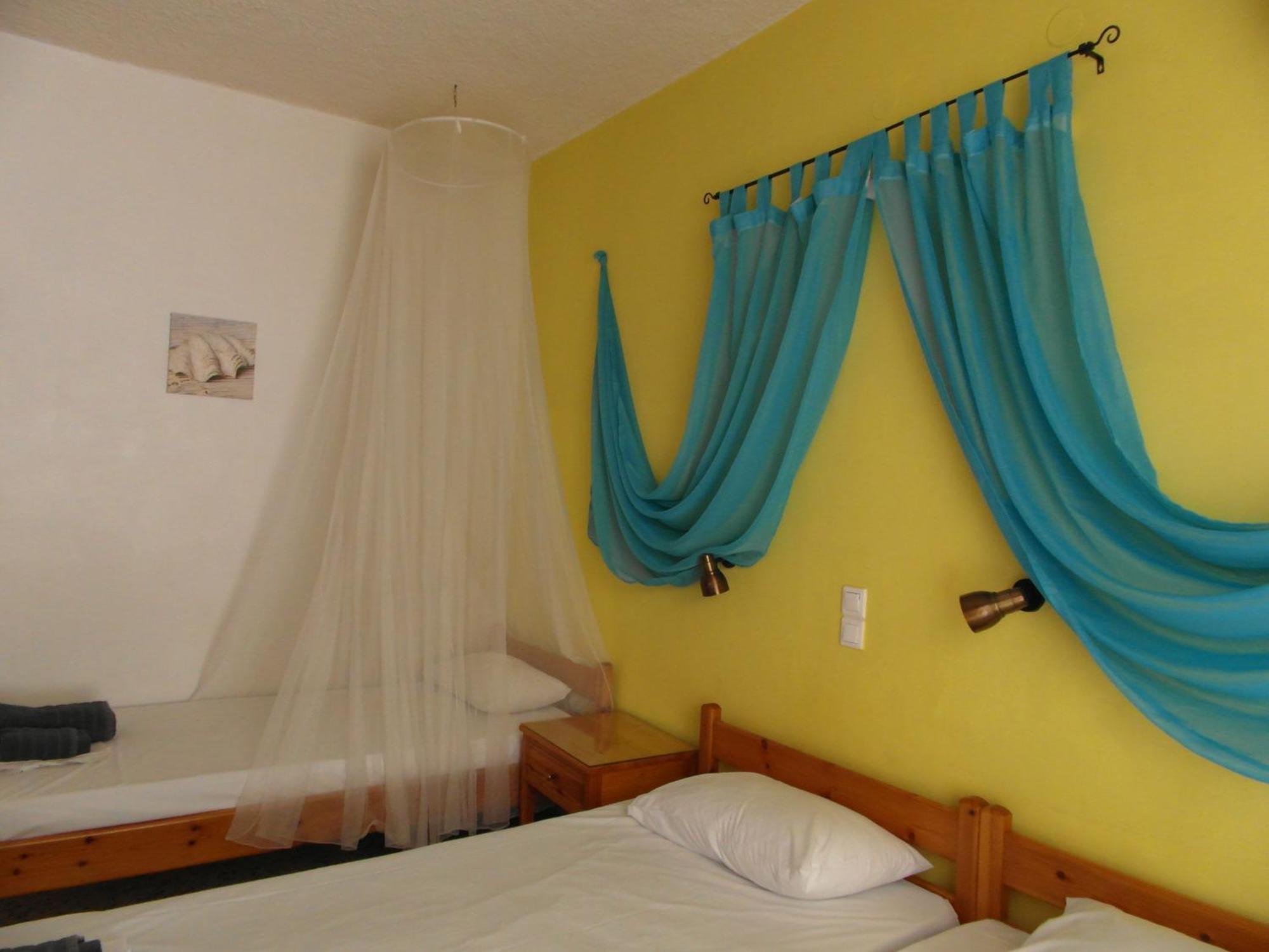 Eri Studios Agia Marina  Room photo