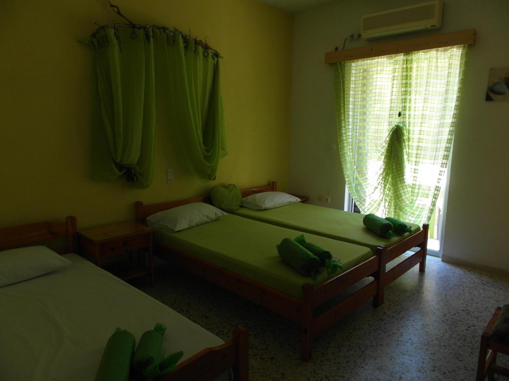 Eri Studios Agia Marina  Room photo