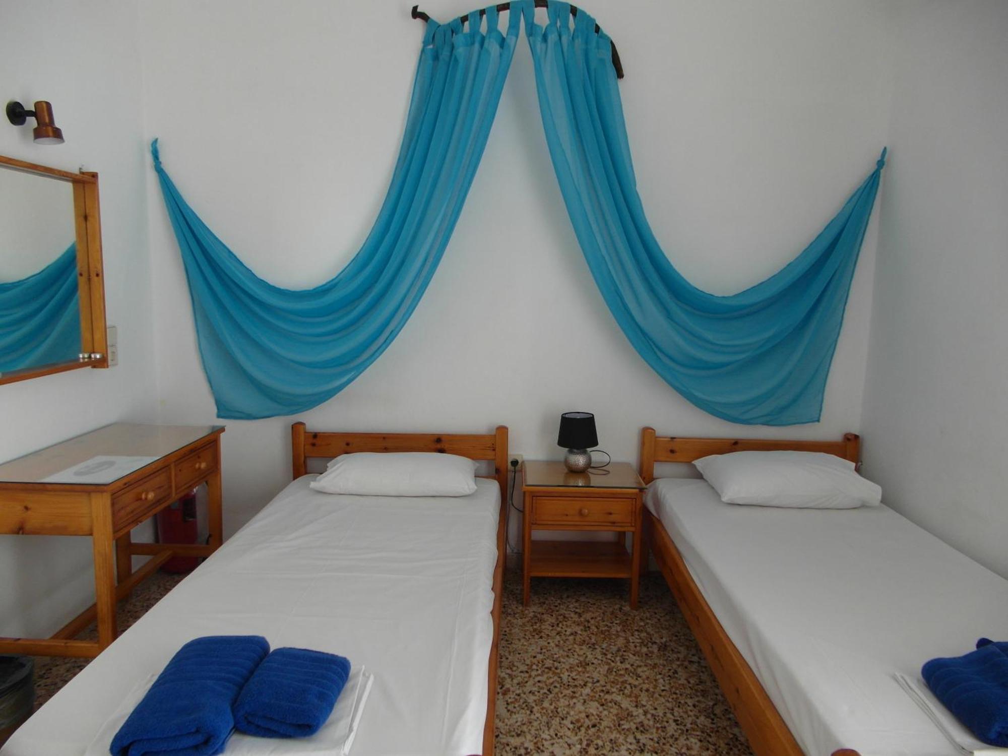 Eri Studios Agia Marina  Room photo