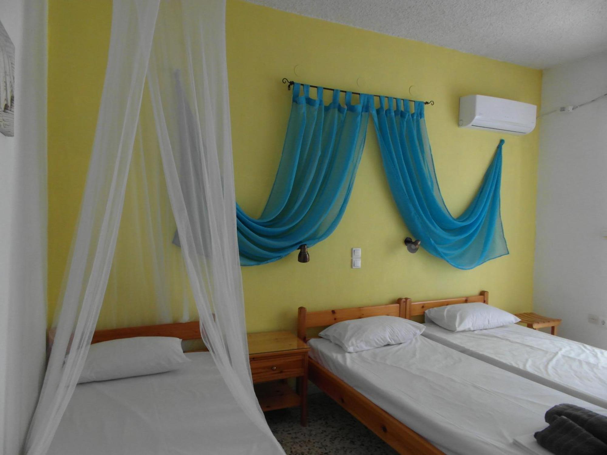 Eri Studios Agia Marina  Room photo